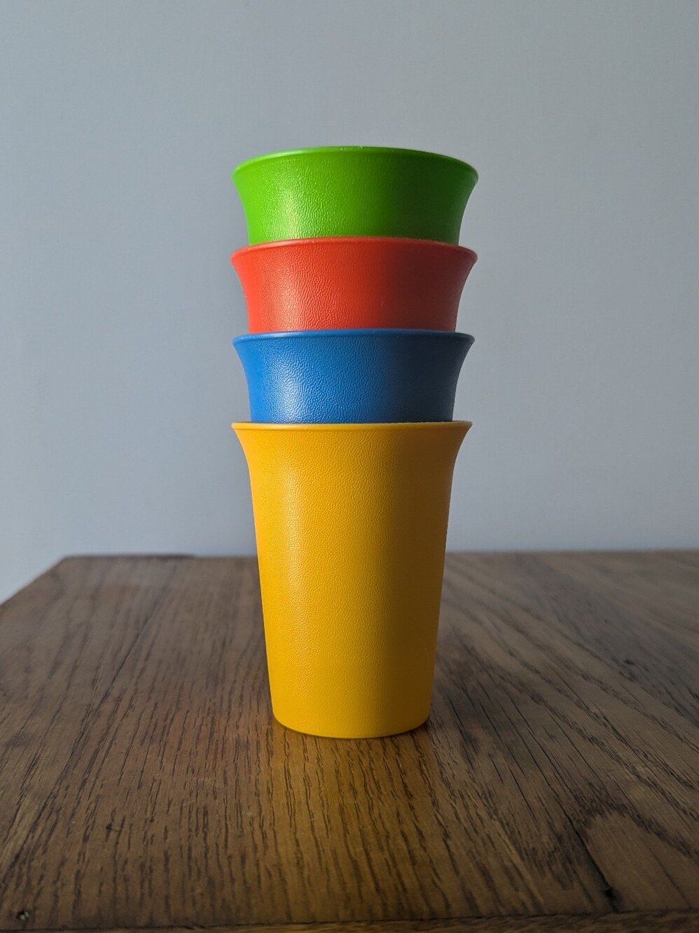 🌈 Vintage Tupperware #109 Kids Colorful Bell Tumblers 7oz Set of 4 Cups